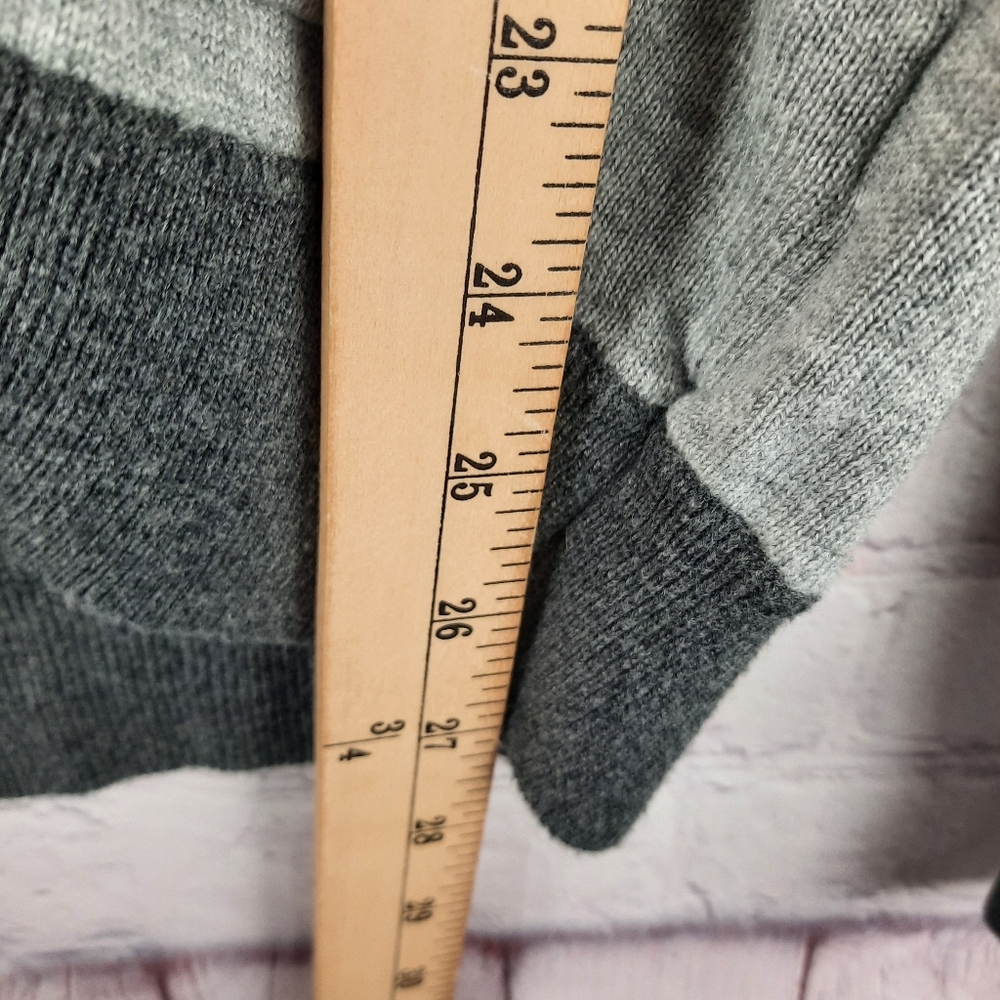 BDG Colorblock Knit Button Up Cardigan - Picture 9 of 10